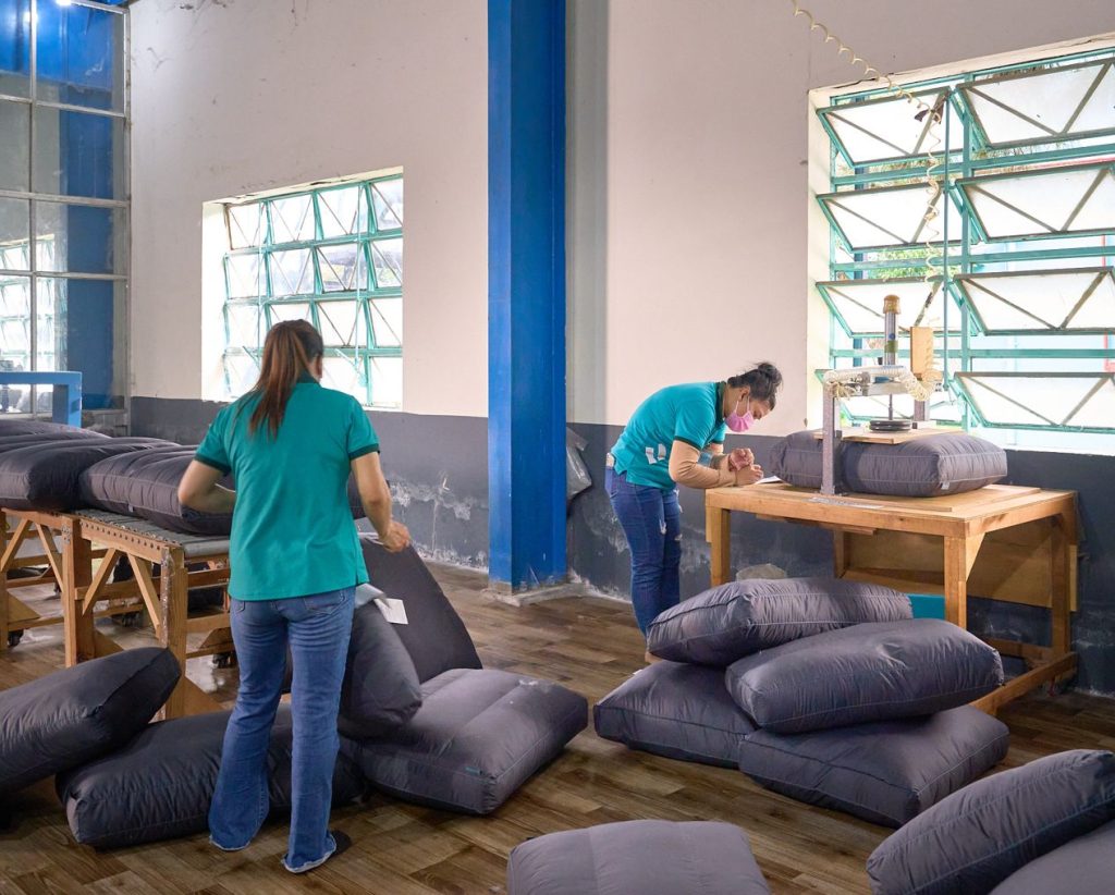 Checking filled sofa cushions